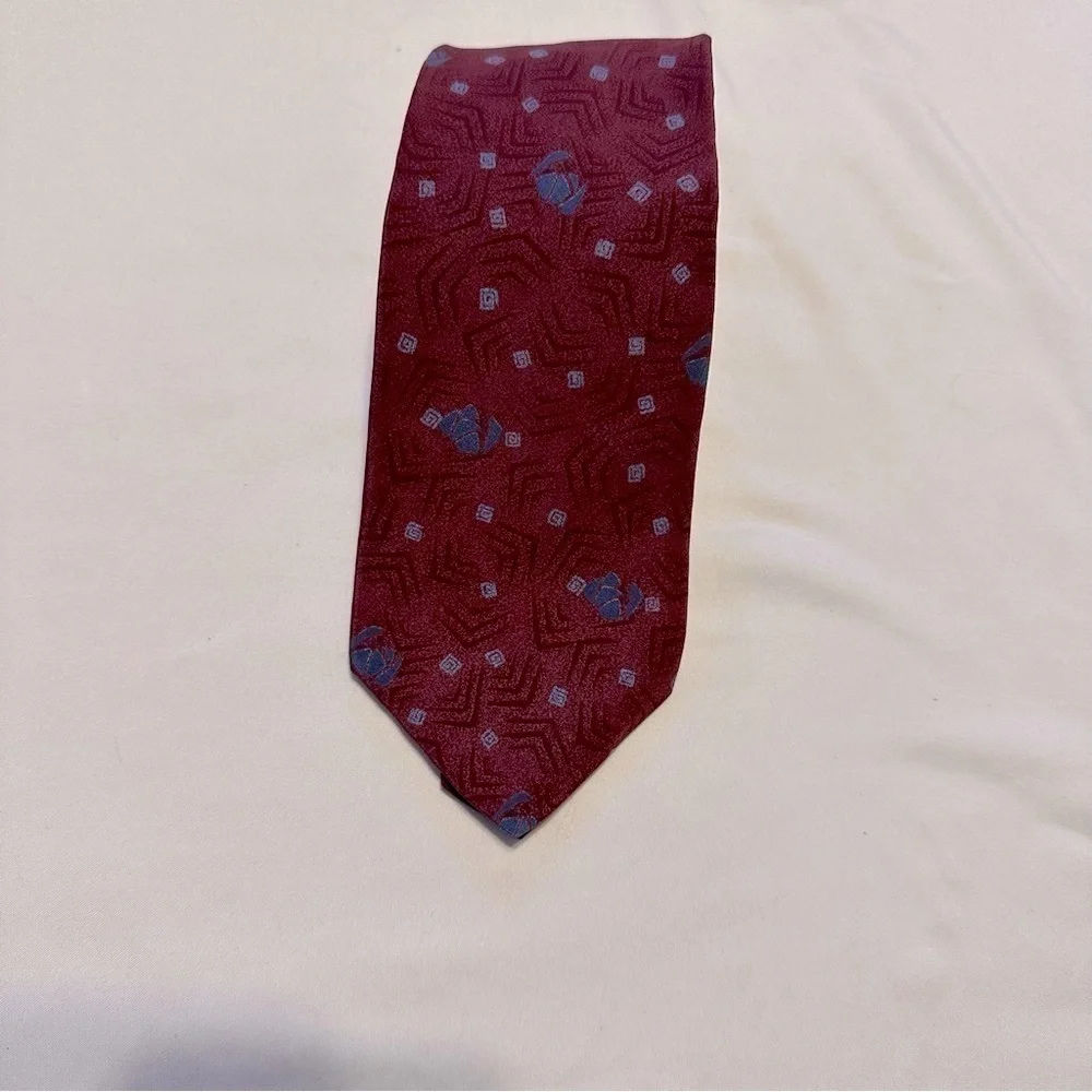 Vintage YSL Yves Saint Laurent Tie 100% Silk Red 56” x 3.5